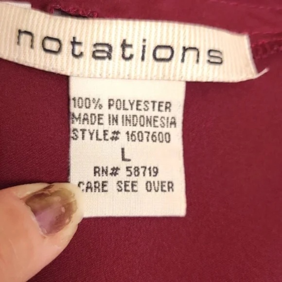 3/$25 Back Button Closure Lightweight Top - Picture 5 of 9